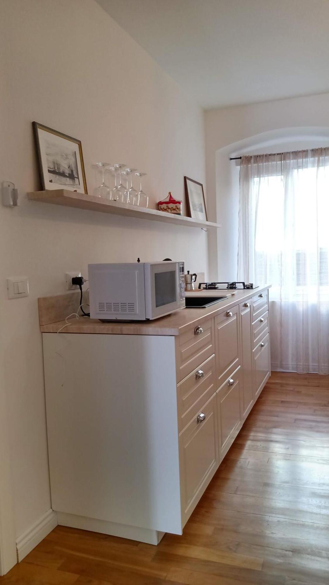 Casa Renova, Intero Appartamento, 2 Camere, Max 4 Ospiti, Trieste Zona Storica Dış mekan fotoğraf