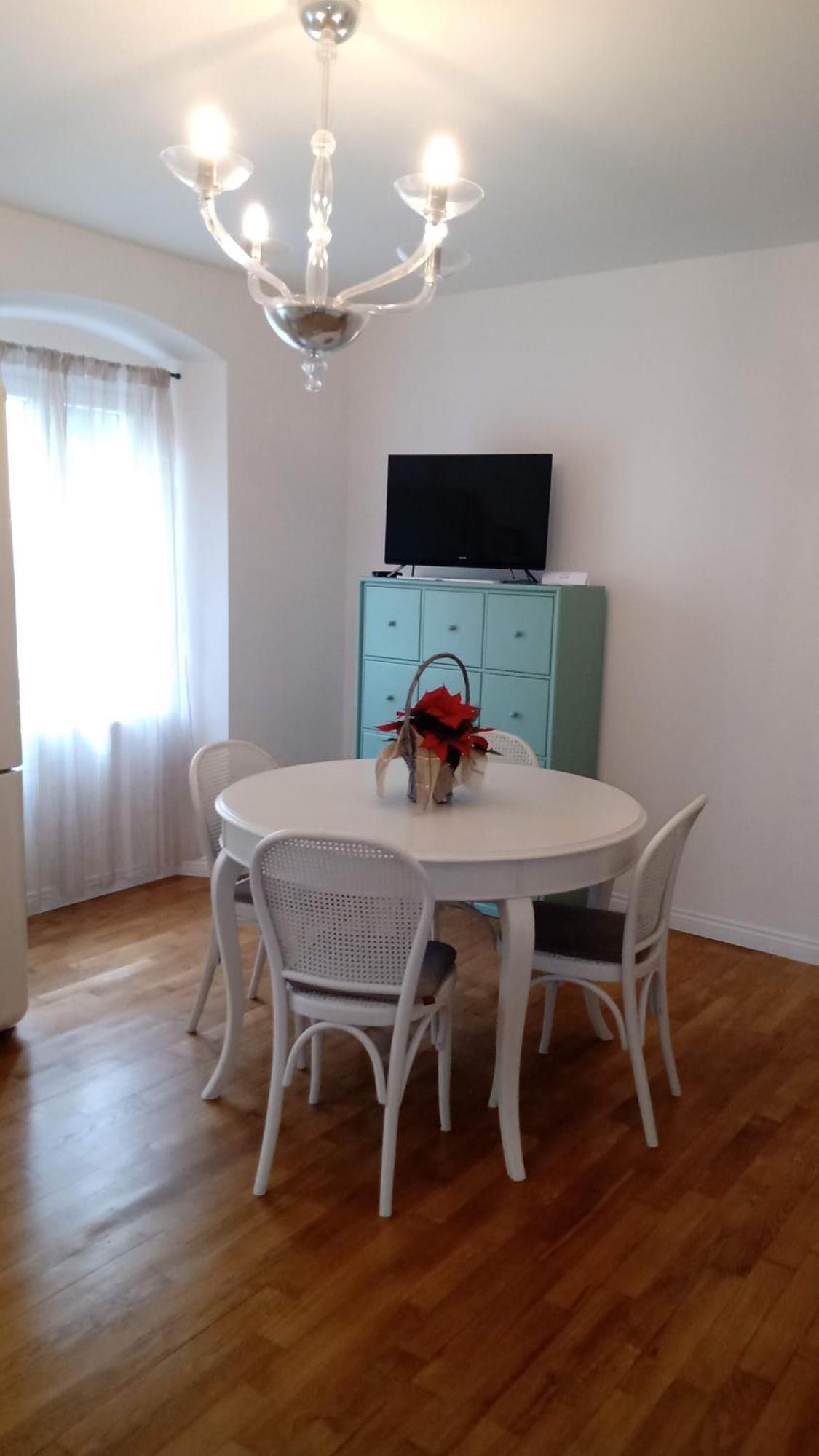 Casa Renova, Intero Appartamento, 2 Camere, Max 4 Ospiti, Trieste Zona Storica Dış mekan fotoğraf